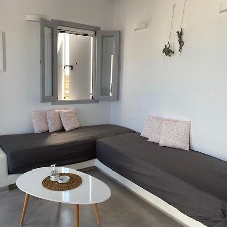 Maganiotis Rooms Kímolos Eksteriør billede