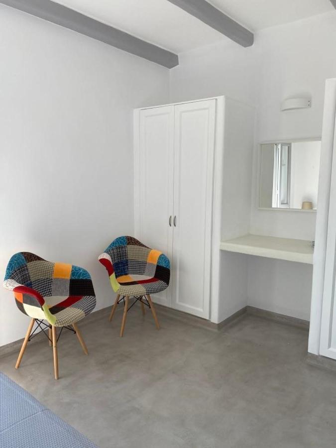 Maganiotis Rooms Kímolos Eksteriør billede